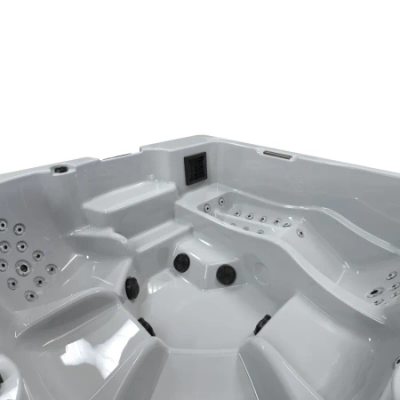 Luxury 6 Person Outdoor Hot Tub Balboa Gecko – Luxe Buiten Jacuzzi voor 6 Personen met Hydromassage