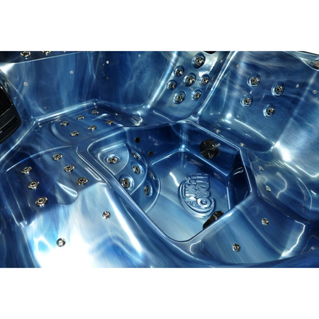 Градинско джакузи SPA750 200x200 cm - комфорт и релаксация във вашата градина