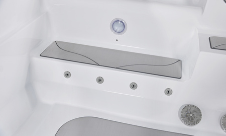 SPA-Vann OF-503U – Luksuslik Premium SPA-vann ujumisfunktsiooniga