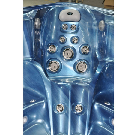 Jacuzzi za vrt SPA751 210x210 cm – luksuzno opuštanje u vašem vrtu