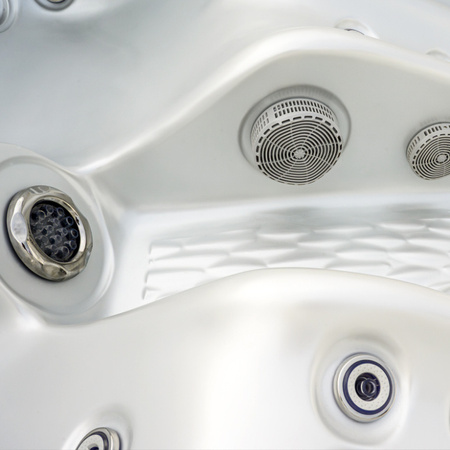 Garden Jacuzzi SPA530 210x170 cm - kompaktne mullivann aeda ja terrassile