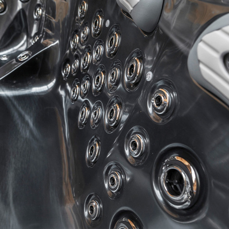 Dārza džakuzi vanna SPA743 220x220 cm - plaša atpūta visai ģimenei