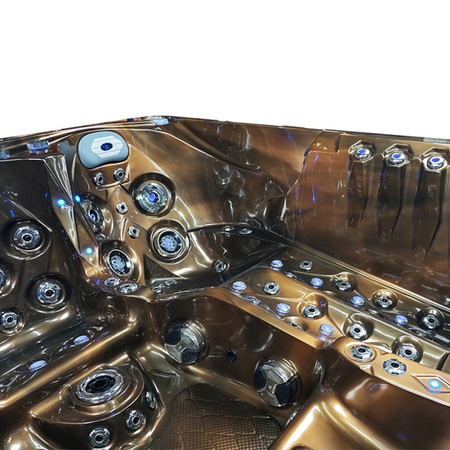 Jacuzzi til haven SPA747 F27 210x210 cm – komfort og elegance