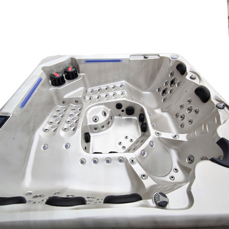 Dārza džakuzi vanna SPA743 220x220 cm - plaša atpūta visai ģimenei