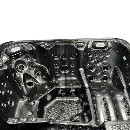 Садове джакузі SPA755 F21 230x230 см - розкіш і комфорт у вашому саду