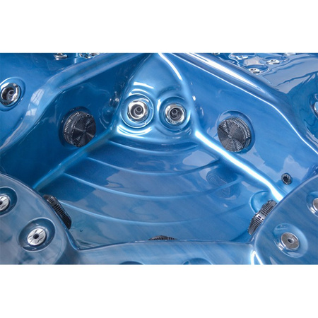 Dārza džakuzi vanna SPA561 210x210 cm - ērta atpūtas zona jūsu dārzā