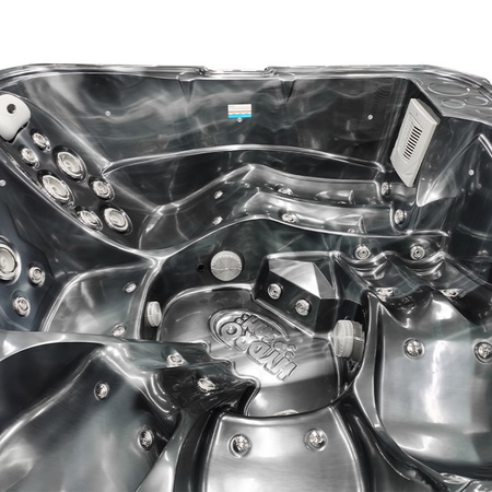 Utendørs jacuzzi SPA751 210x210 cm – luksuriøs avslapning i hagen din