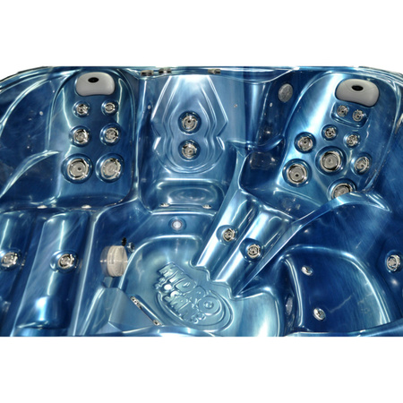 Záhradné jacuzzi SPA751 210x210 cm – luxusný relax vo vašej záhrade