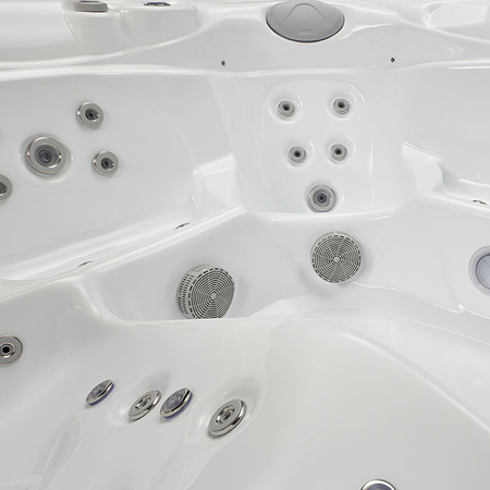 Jacuzzi OF-6005 – Exkluzívne domáce SPA s masážnou funkciou a LED svetlami