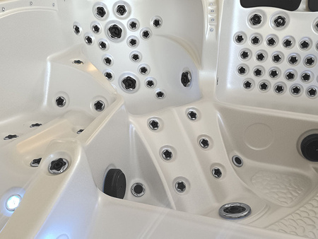 MOG-1336 AK.21 OB.04C Wanna z hydromasażem Garden SPA 240X240X93CM