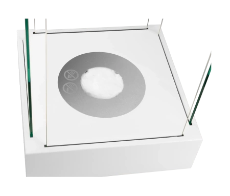 "Sunset Garden Mini" laisvai pastatomas baltos matinės spalvos bioetanolio židinys - kompaktiškas, nedūmijantis bioetanolio židinys mažiems interjerams ir balkonams