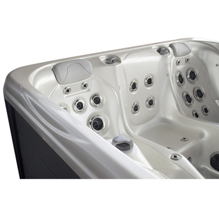 Dārza džakuzi SPA566 200x200 cm - luksusa spa vanna ar burbuļvannu dārzam un terasei