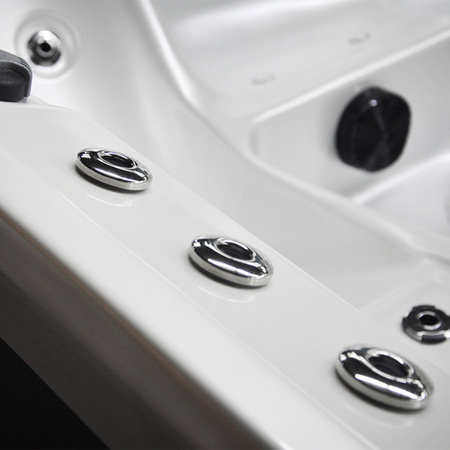 Trädgårdsjacuzzi SPA750 200x200 cm – komfort och avkoppling i din trädgård