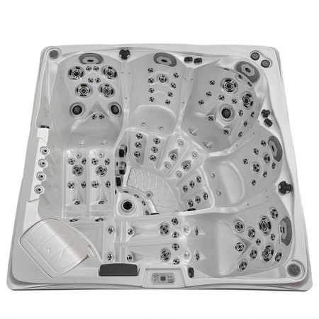 Garden Jacuzzi SPA748 F24 230x230 cm - tágas kikapcsolódás az otthoni fürdőben