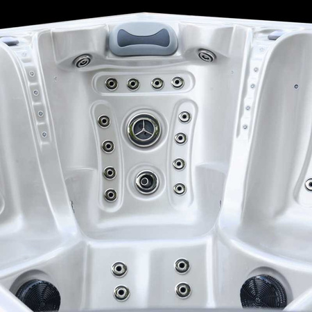 Dārza džakuzi SPA340ECO Cappuccino 220x220 cm - ekoloģiska spa vanna ar pelēku koka apšuvumu