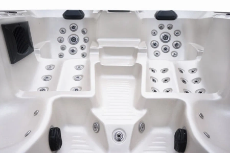 Σύγχρονο τζακούζι 9 ατόμων – ιδανικό σπα κήπου για οικογένεια και φίλους