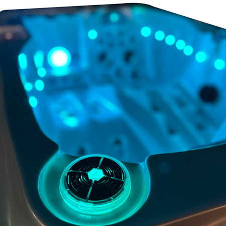 Aia mullivann SPA749 200x135 - LED-valgustusega spaa-vann koos joatoru ja LED-valgustusega