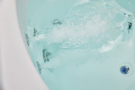 Premium Jacuzzi OF-6003 Pro – Luksusa 6-vietīga SPA ar hidromasāžu, Bluetooth un LED apgaismojumu