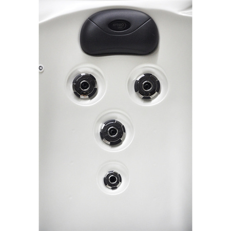 Jacuzzi ogrodowe SPA750 200x200 cm – komfort i relaks w Twoim ogrodzie