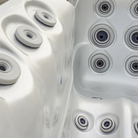 Garden Jacuzzi SPA530 210x170 cm - kompaktne mullivann aeda ja terrassile