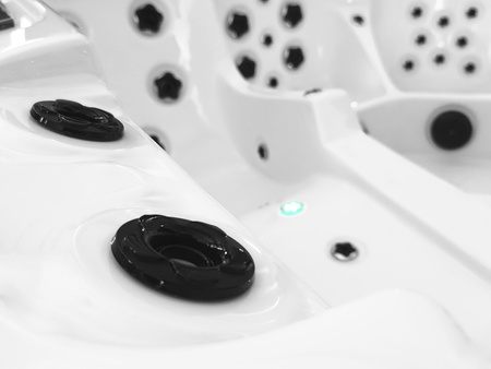 MOG-1313 AK.01 OB.04B Wanna SPA z hydromasażem ogrodowa 220X220X95CM