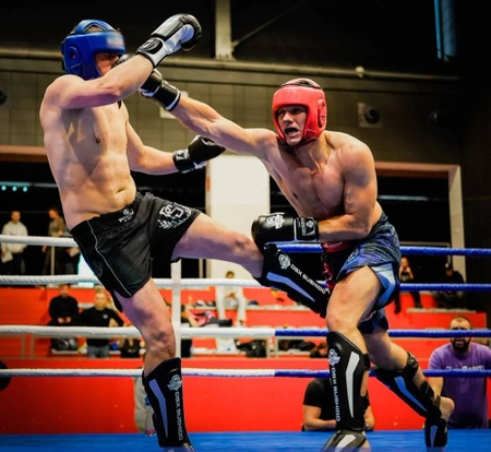 Boxing Sparring Gloves Black and White ARB-407a