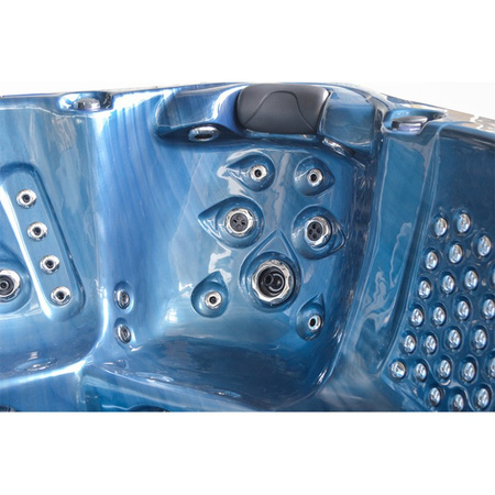 Dārza džakuzi vanna SPA561 210x210 cm - ērta atpūtas zona jūsu dārzā