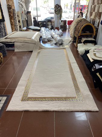 Tapete de pelúcia de luxo em estilo Versace - Feito à mão em pele de carneiro genuína, elegante e macio para a sala de estar e o quarto