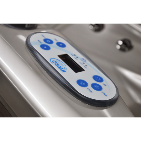 Vrtni jacuzzi SPA750 200x200 cm - udobje in sprostitev na vašem vrtu