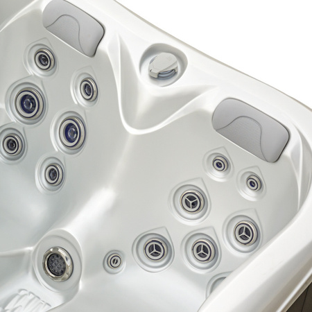 Garden Jacuzzi SPA530 210x170 cm - kompaktne mullivann aeda ja terrassile