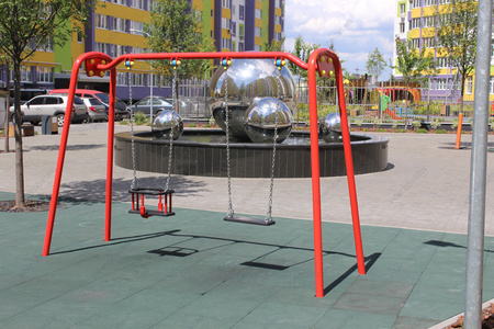 Sedile a secchiello per bambino KBT P800.4 (EN 1176) — sedile per altalena con schienale e catena per parchi gioco