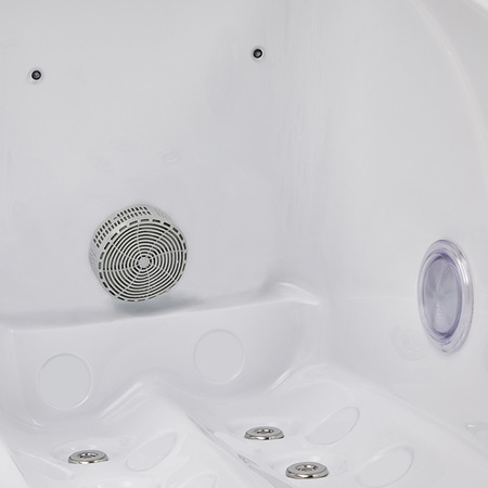 Jacuzzi OF-3001 – Premium hidromasāžas džakuzi – Ideāli dārzam