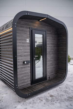 Luksuriøs udendørs sauna CUBE MODERNO PLUS premium - året rundt til haven