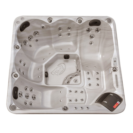 Garden Jacuzzi SPA750 200x200 cm – Comfort and Relaxation in Your Garden