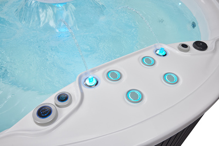 Jacuzzi OF-V3201 – okrugli SPA za 8 osoba s hidromasažom, LED-om, Bluetoothom i ozonatorom