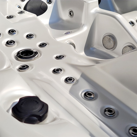 Garden Jacuzzi SPA403 230x230 cm - eksklusiivne spaa-vann 4 inimesele