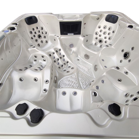 Jacuzzi de Jardim SPA703A 230x230 cm – uma luxuosa banheira de hidromassagem SPA