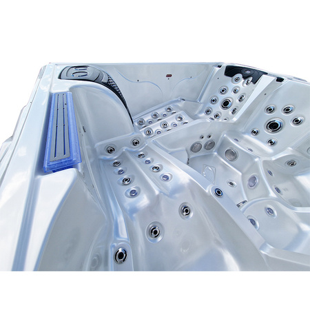 Garden Jacuzzi SPA205T White pearl Kafijas korpuss 230x230 cm - elegance un atpūta jūsu mājas spa