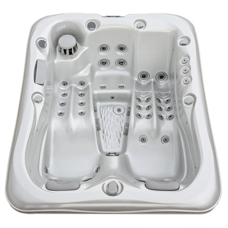 Garden Jacuzzi SPA530 210x170 cm - kompaktne mullivann aeda ja terrassile