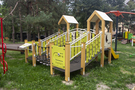 Parque infantil "Cidade" - Sem telhado TE834-PE – Um conjunto de jogo abrangente para crianças