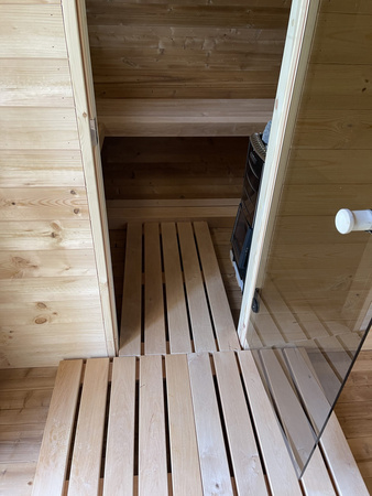 Klassinen soikea ulkosauna 5 hengelle / Harvia Harvia sähkökiuas tai Harvia puukiuas / Korkealaatuinen lämpökäsitelty skandinaavinen kuusi | Wellness | Rentoutuminen | Spa | Skandinaavinen tyyli | Perheelle ja ystäville