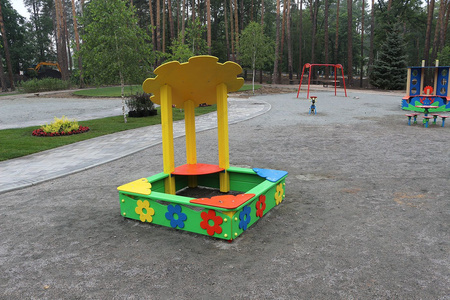 Zandbak „Bloem“ TE310 – kleurrijk speelplezier voor kinderen