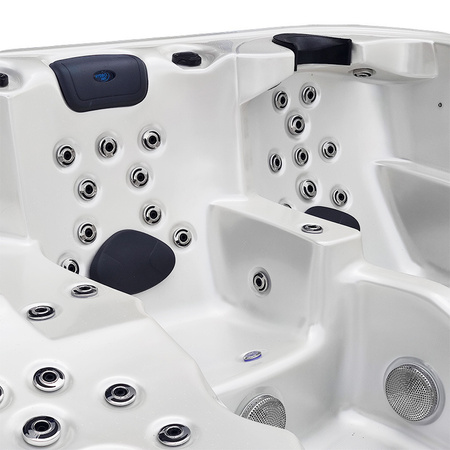 Dārza džakuzi SPA403 230x230 cm - ekskluzīva spa vanna 4 personām