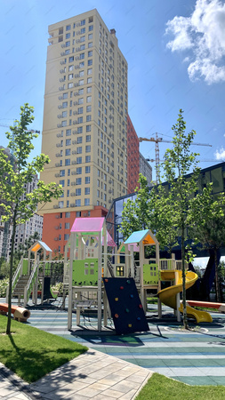 Parco giochi "Grande città-2" (TE932) – Set di gioco per bambini con molte attrazioni