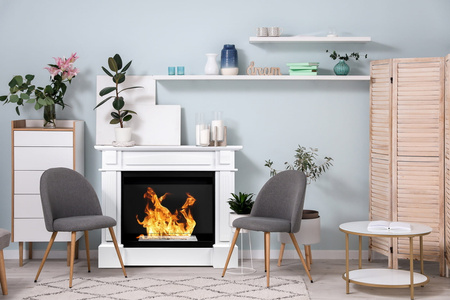 Біокамін зі склом на порталі Веронського Колізею - елегантний бездимний камін