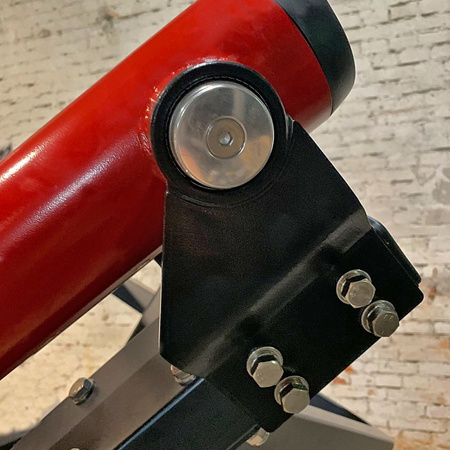 PLM-405 aparatas krūtinės raumenims mankštinti