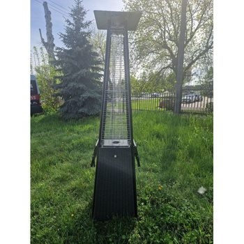 Pyramid Premium Black Rattan gaasi terrassikütteseade