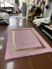 Tapis en peluche or rose de style VERSACE - un tapis de luxe moderne pour le salon ou la chambre d'enfant