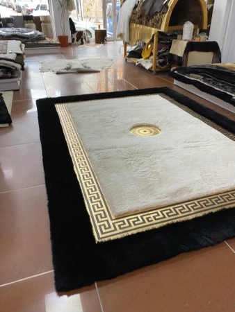 Tapete de pele de carneiro natural preto feito à mão - tapete de pelúcia estilo Versace para sala de estar