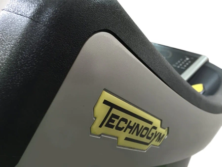 TECHNOGYM New Excite Run Now 700 LED-löpband använt/rekonditionerat - Perfekt skick
